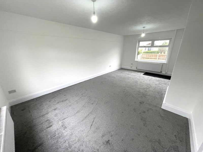 Neston Green Great Sutton